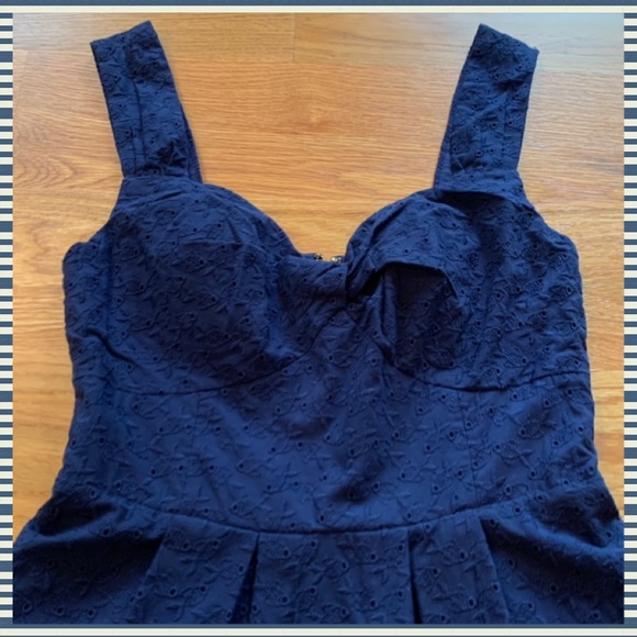 Lilly Pulitzer • Cyndi Eyelet Fit & Flare Dress - Picture 5 of 11